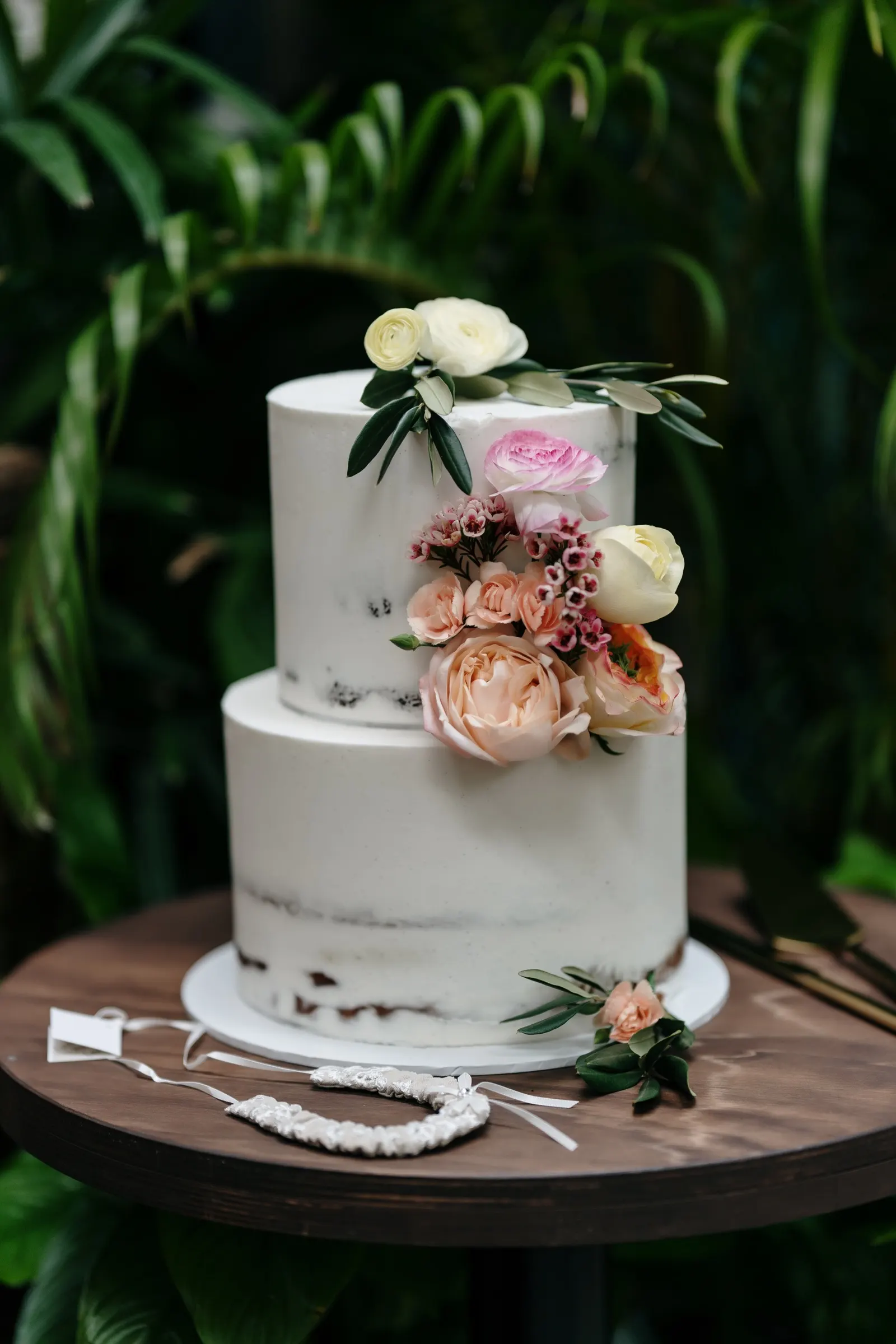 Joyful end of Stacie and Callum's Glasshaus wedding